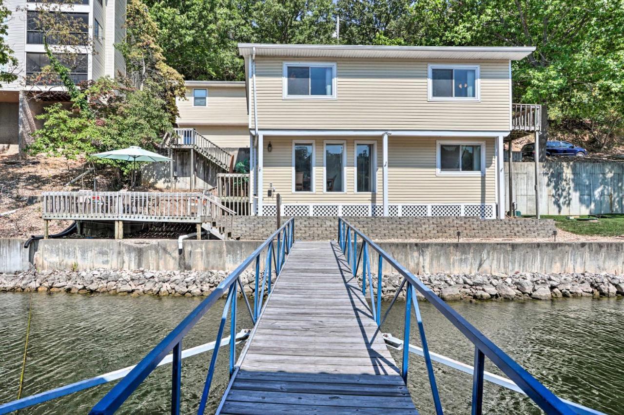 On-The-Water Retreat With Dock Pet Friendly! Villa Lake Ozark Exterior photo